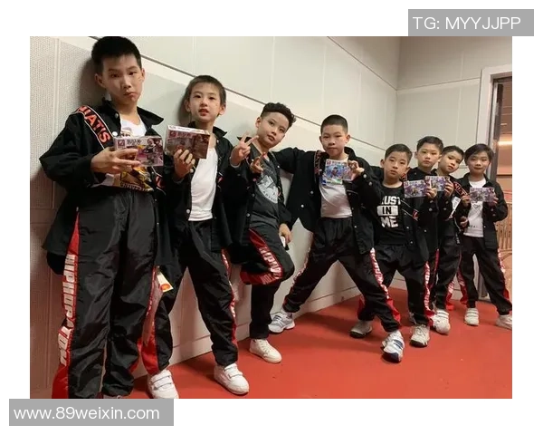 成都街舞队的区域防守策略解析与街舞文化的深度融合探讨