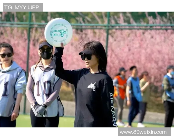 深圳飞盘队与上海飞盘队赛后复盘分析比赛节奏与关键时刻的表现