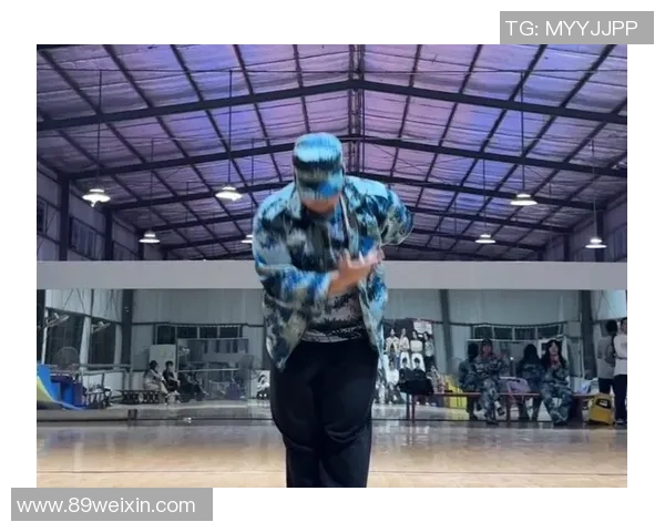 西安街舞队在全国团队协作排行榜中荣获第五名展现实力与风采 西安街舞队在全国团队协作排行榜中荣获第五名展现实力与风采