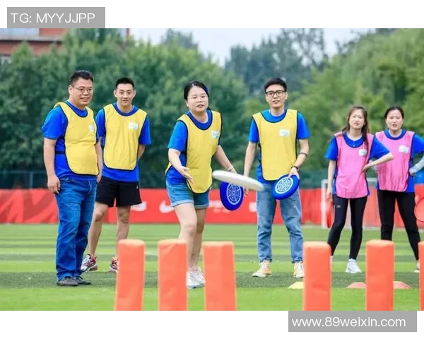 飞盘盛宴:深入了解重庆飞盘队的默契与协作精神 飞盘盛宴:深入了解重庆飞盘队的默契与协作精神