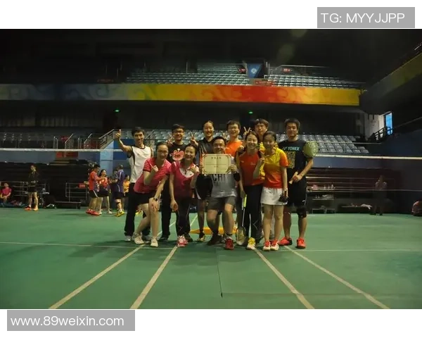 重庆羽毛球队与杭州羽毛球队耐力较量赛后分析与反思 重庆羽毛球队与杭州羽毛球队耐力较量赛后分析与反思